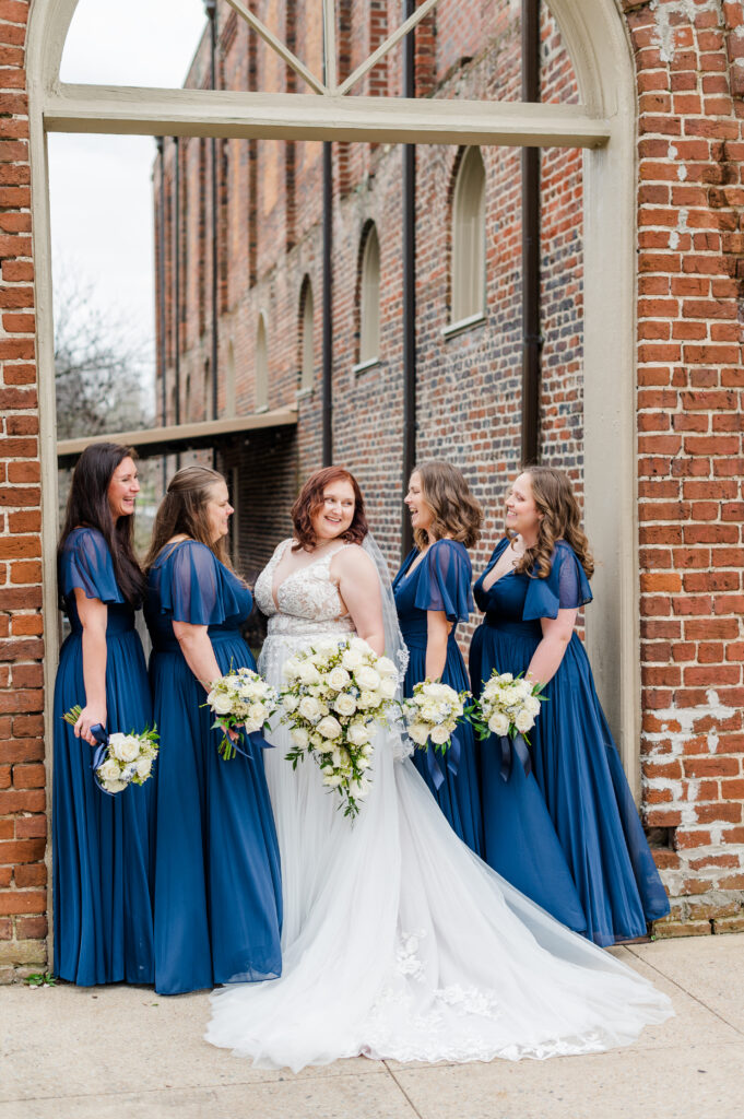 bridesmaids in navy blue dresses