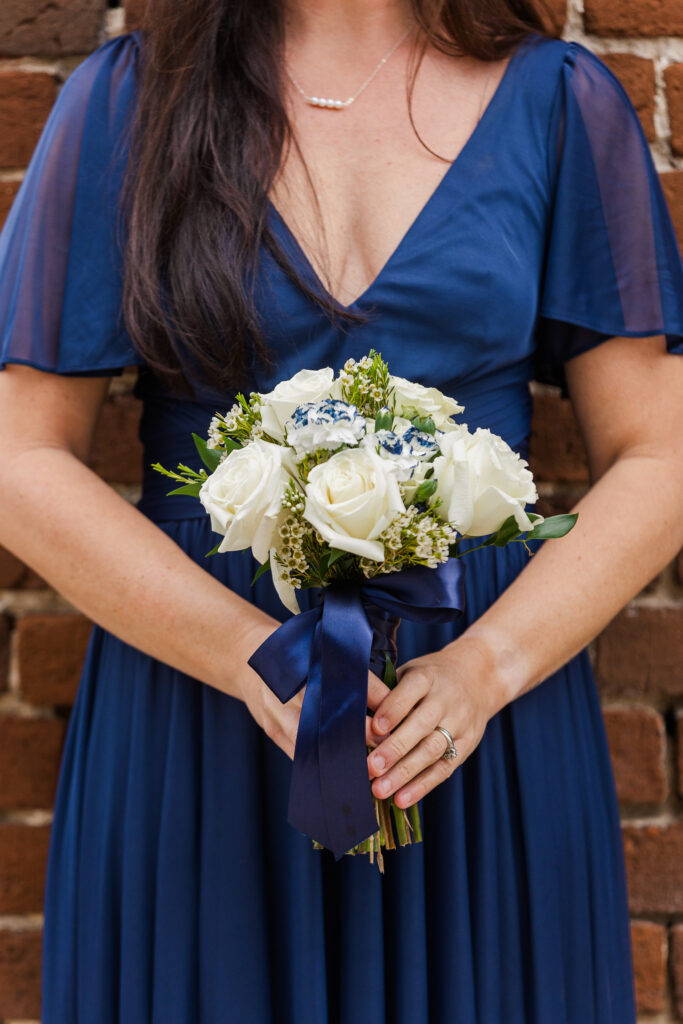 bridesmaids in navy blue dresses