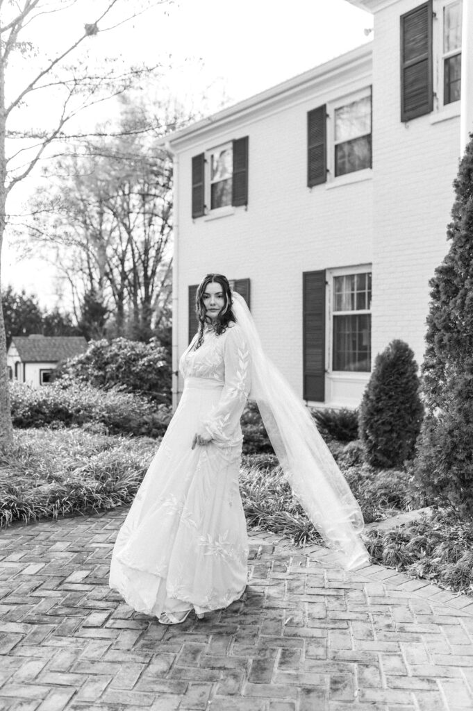 bride with veil