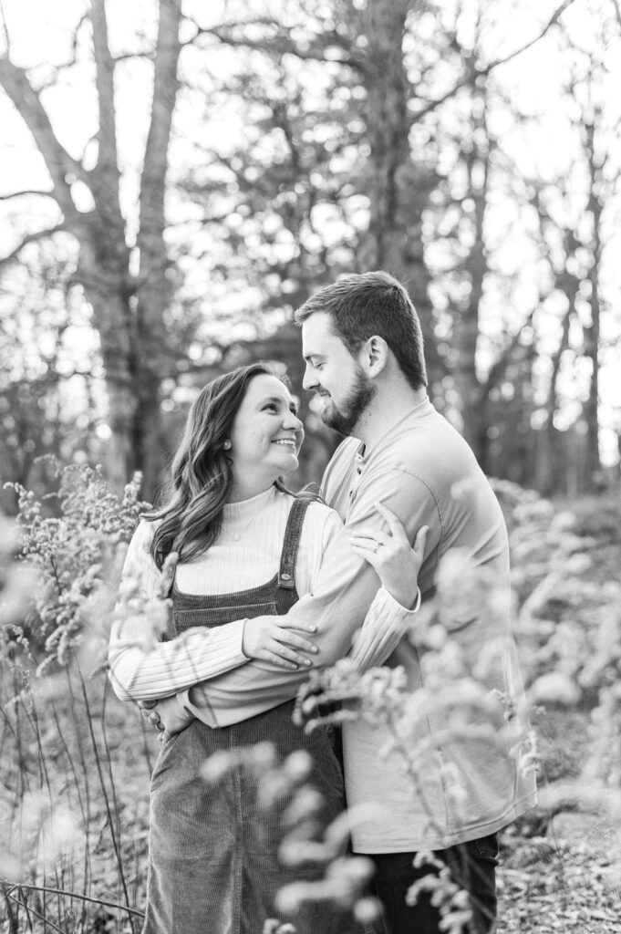 mill mountain roanoke star couples photos