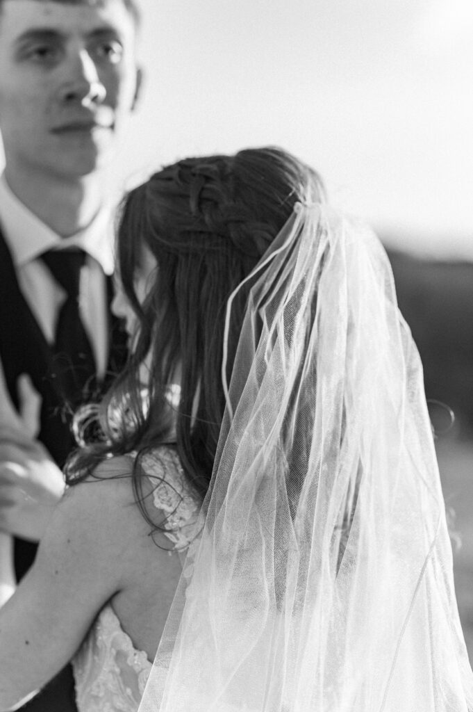 Bride and groom b/w portraits
