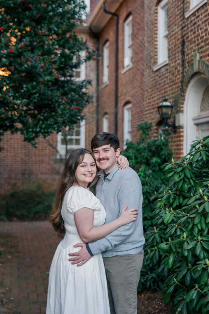 Engagement photo pose ideas